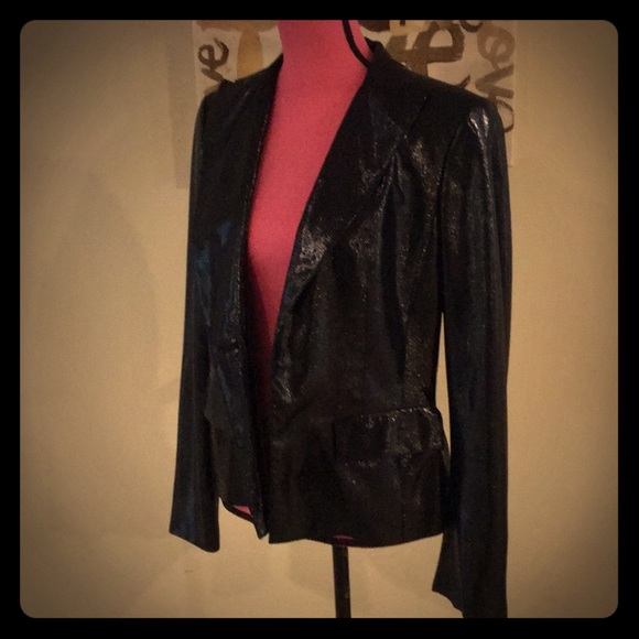 Unbelievable silky and shiny jacket by Worth. - Picture 2 of 6